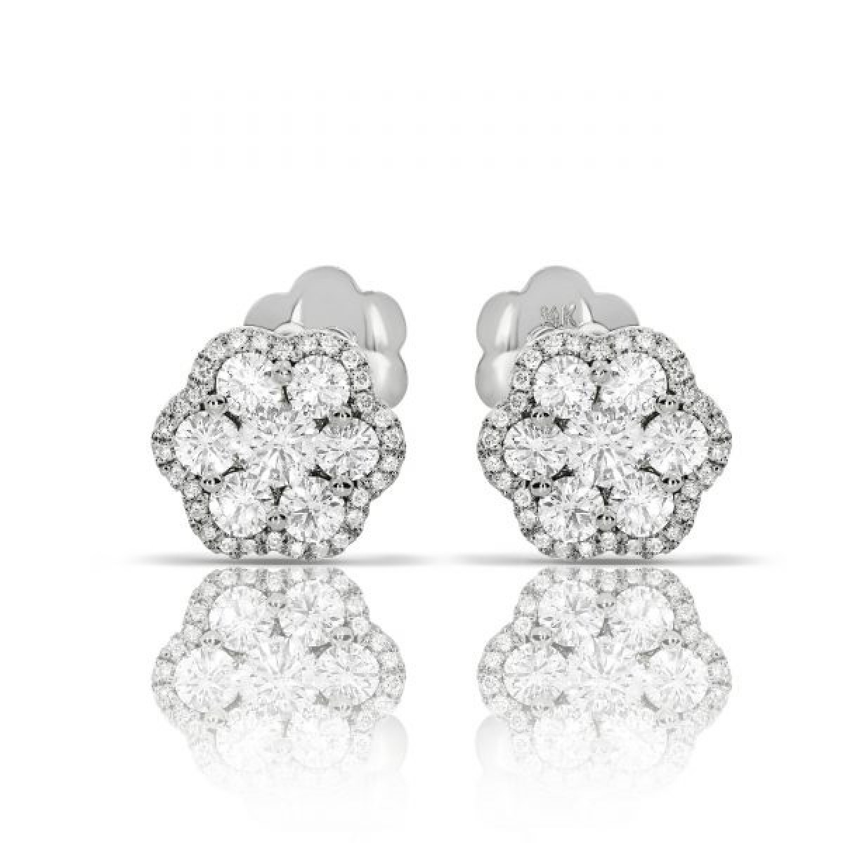 3 Carat Diamond Stud Earrings Reflection