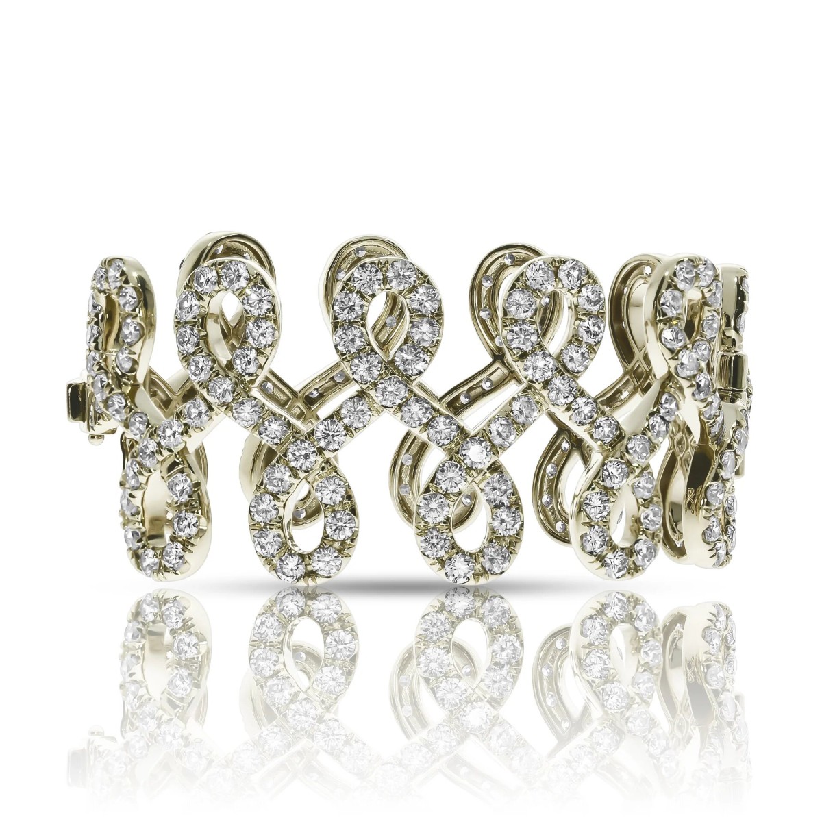 26 Carat Diamond Bangle Bracelet Harmonious Combination
